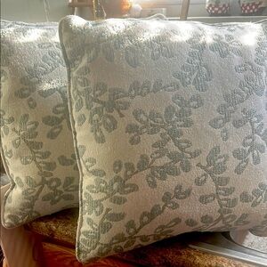 Elegant Floral Patterned Throw Pillows